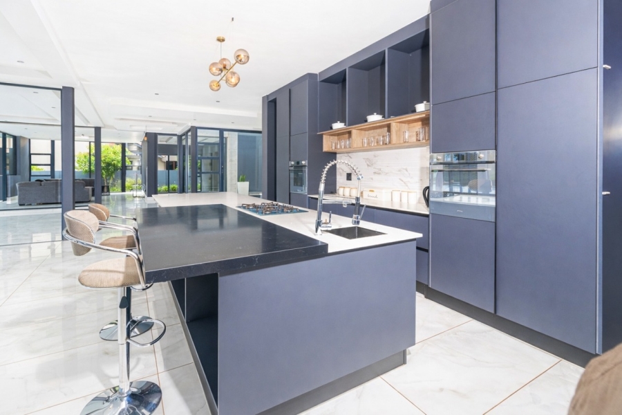 6 Bedroom Property for Sale in The Islands Estates North West